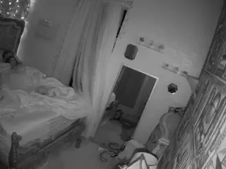 voyeurcam hornyhostel 03's Live Sex Cam Show
