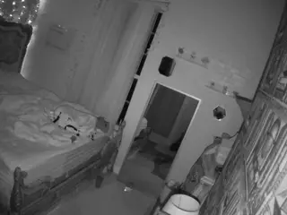 voyeurcam hornyhostel 03's Live Sex Cam Show