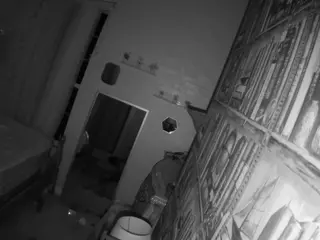 voyeurcam hornyhostel 03's Live Sex Cam Show
