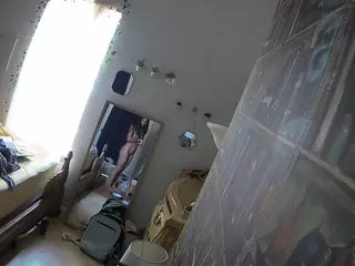 voyeurcam hornyhostel 03's Live Sex Cam Show