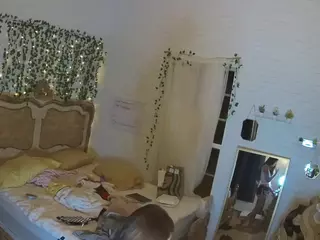 voyeurcam hornyhostel 03's Live Sex Cam Show