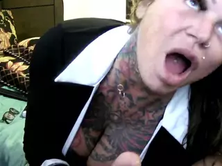 pamelagunns's Live Sex Cam Show