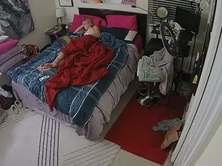 The Horny Hostel - Bedroom 2's Live Sex Cam Show