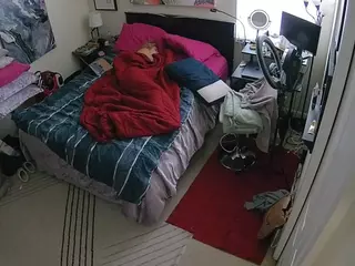 The Horny Hostel - Bedroom 2's Live Sex Cam Show