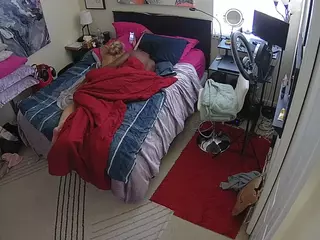 The Horny Hostel - Bedroom 2's Live Sex Cam Show