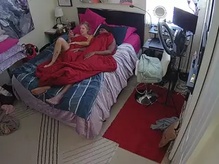 The Horny Hostel - Bedroom 2's Live Sex Cam Show