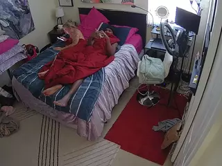 The Horny Hostel - Bedroom 2's Live Sex Cam Show