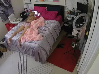 The Horny Hostel - Bedroom 2's Live Sex Cam Show