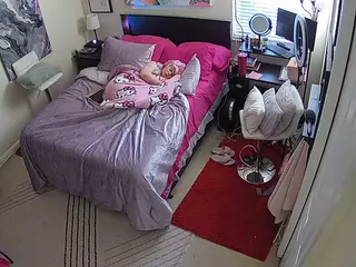 The Horny Hostel - Bedroom 2's Live Sex Cam Show