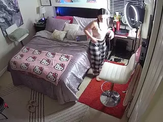 The Horny Hostel - Bedroom 2's Live Sex Cam Show