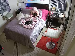 The Horny Hostel - Bedroom 2's Live Sex Cam Show