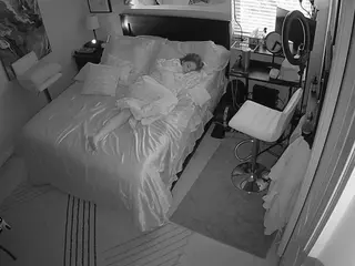 The Horny Hostel - Bedroom 2's Live Sex Cam Show