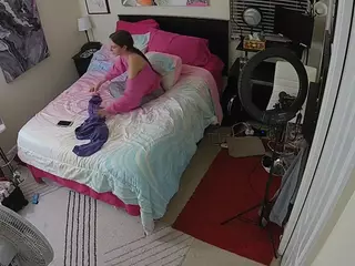 The Horny Hostel - Bedroom 2's Live Sex Cam Show