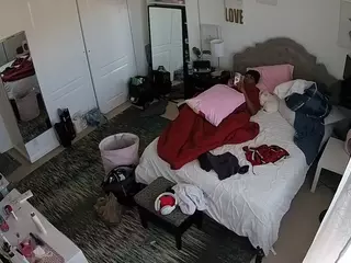 voyeurcam hornyhostel 02's Live Sex Cam Show