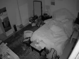 voyeurcam hornyhostel 02's Live Sex Cam Show