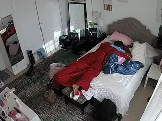 voyeurcam hornyhostel 02's Live Sex Cam Show