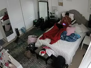 voyeurcam hornyhostel 02's Live Sex Cam Show