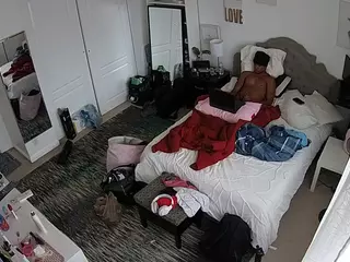 voyeurcam hornyhostel 02's Live Sex Cam Show