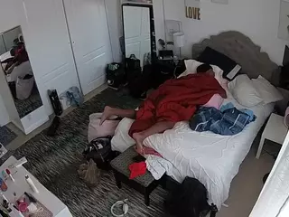 voyeurcam hornyhostel 02's Live Sex Cam Show