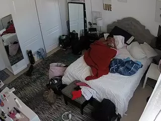 voyeurcam hornyhostel 02's Live Sex Cam Show