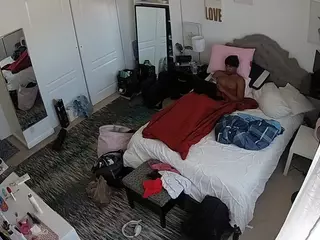 voyeurcam hornyhostel 02's Live Sex Cam Show