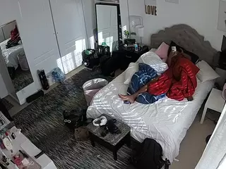 voyeurcam hornyhostel 02's Live Sex Cam Show
