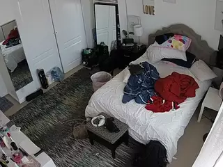 voyeurcam hornyhostel 02's Live Sex Cam Show