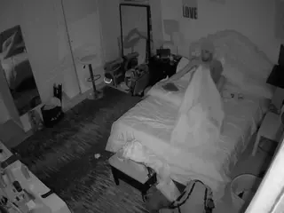 voyeurcam hornyhostel 02's Live Sex Cam Show