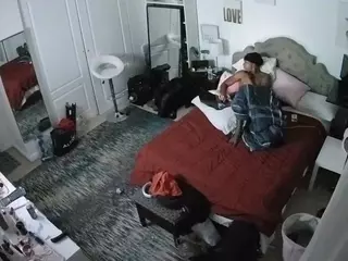 voyeurcam hornyhostel 02's Live Sex Cam Show