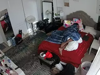 voyeurcam hornyhostel 02's Live Sex Cam Show