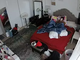 voyeurcam hornyhostel 02's Live Sex Cam Show