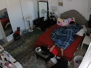 voyeurcam hornyhostel 02's Live Sex Cam Show