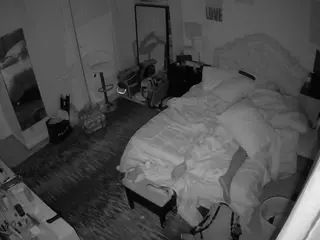 voyeurcam hornyhostel 02's Live Sex Cam Show