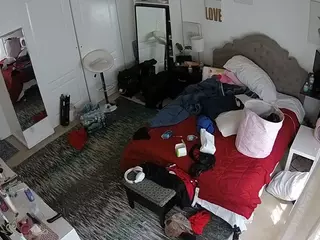 voyeurcam hornyhostel 02's Live Sex Cam Show