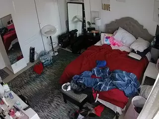 voyeurcam hornyhostel 02's Live Sex Cam Show