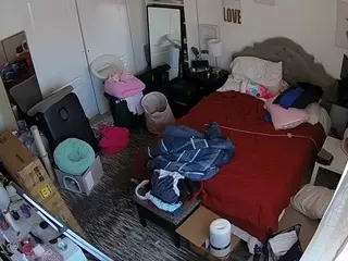 voyeurcam hornyhostel 02's Live Sex Cam Show