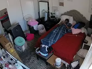 voyeurcam hornyhostel 02's Live Sex Cam Show