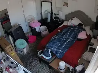 voyeurcam hornyhostel 02's Live Sex Cam Show