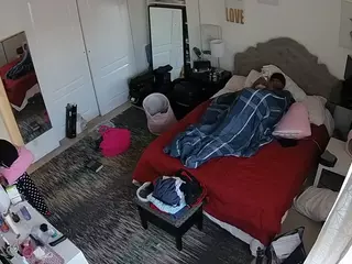 voyeurcam hornyhostel 02's Live Sex Cam Show