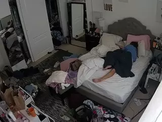 voyeurcam hornyhostel 02's Live Sex Cam Show