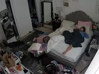 voyeurcam hornyhostel 02's Live Sex Cam Show
