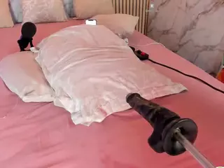 jennermd's Live Sex Cam Show