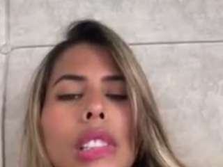 Live cam show with jennermd