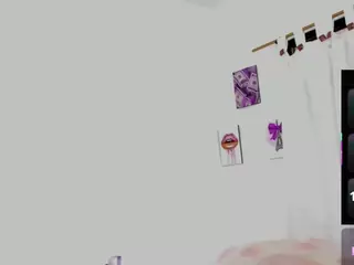 HOLLY-JORDA's Live Sex Cam Show
