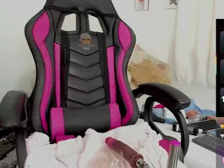 HOLLY-JORDA's Live Sex Cam Show