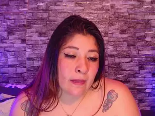 Aleja's Live Sex Cam Show