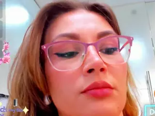 evelynerosse's Live Sex Cam Show