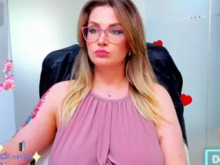 evelynerosse's Live Sex Cam Show