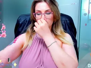 evelynerosse's Live Sex Cam Show