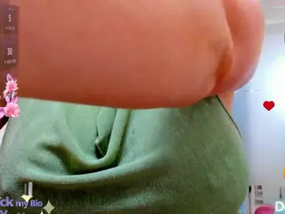 evelynerosse's Live Sex Cam Show